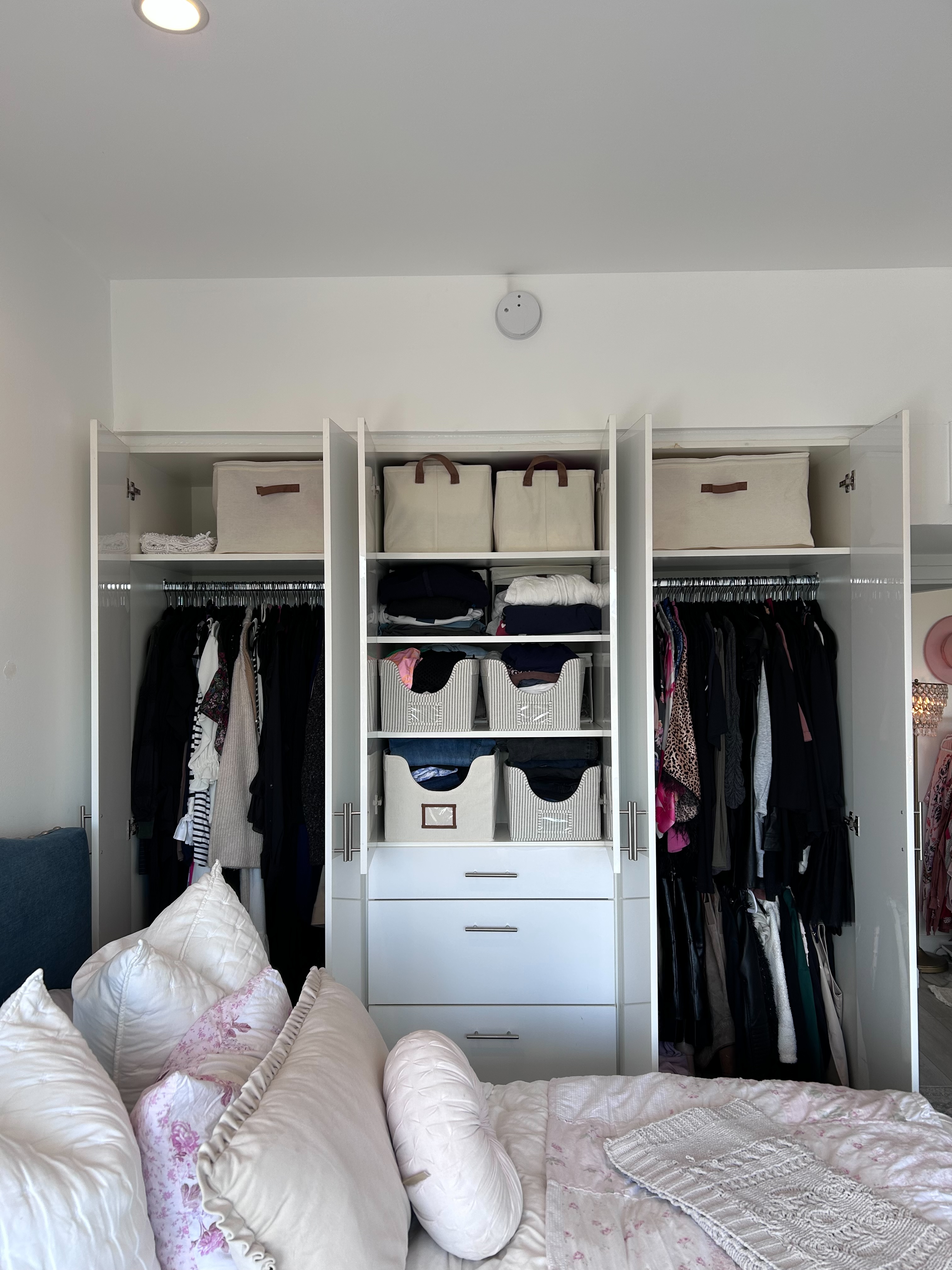 Organized closet after a Neaten visit
